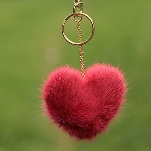 Náhled výrobku: Kožešinový přívěsek srdce - norek červenorůžový