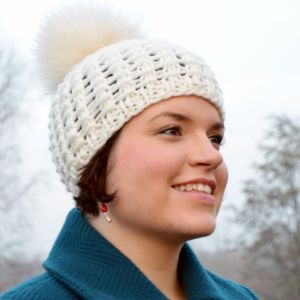Product preview: White hand knitted hat - bamboo pattern