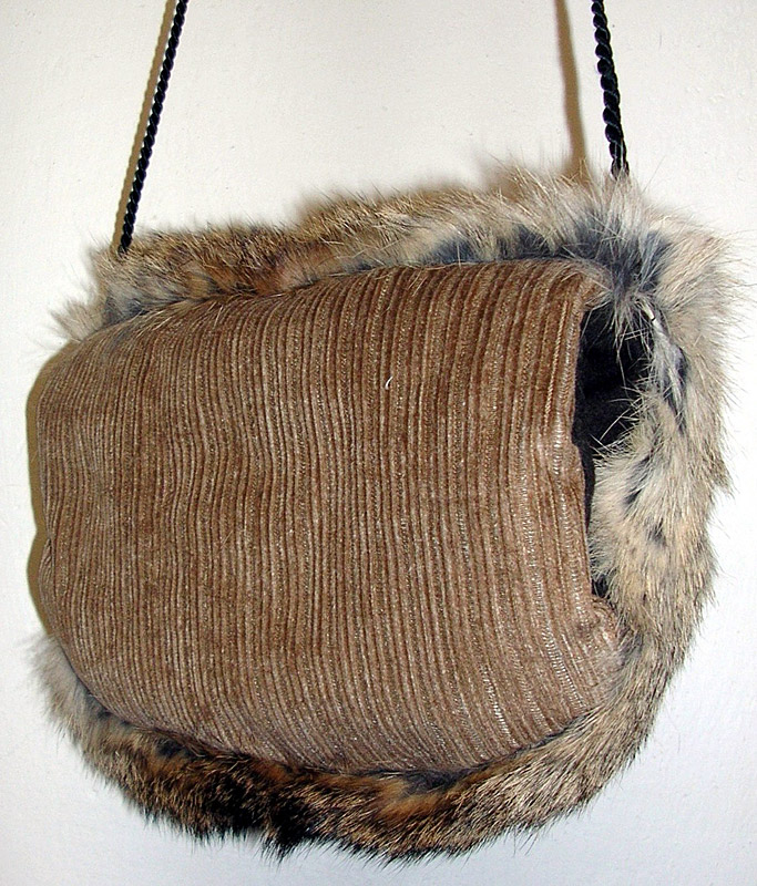 Dětský kožešinový rukávník - králík